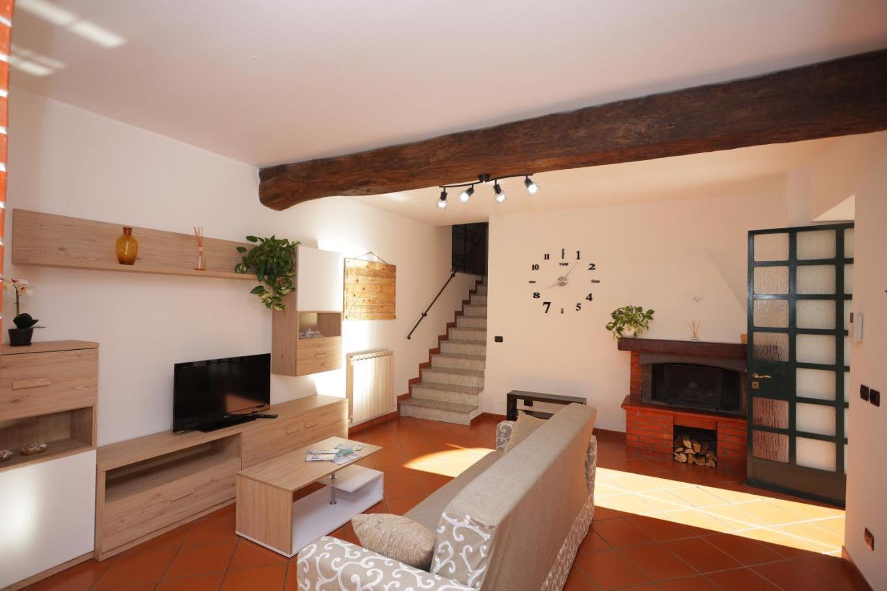 La Casa Col Portico Apartman Leivi Kültér fotó